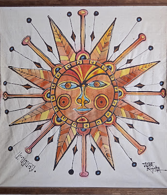 Sol inspirado en el sol de la bandera uruguaya y diferentes soles de índole candombera